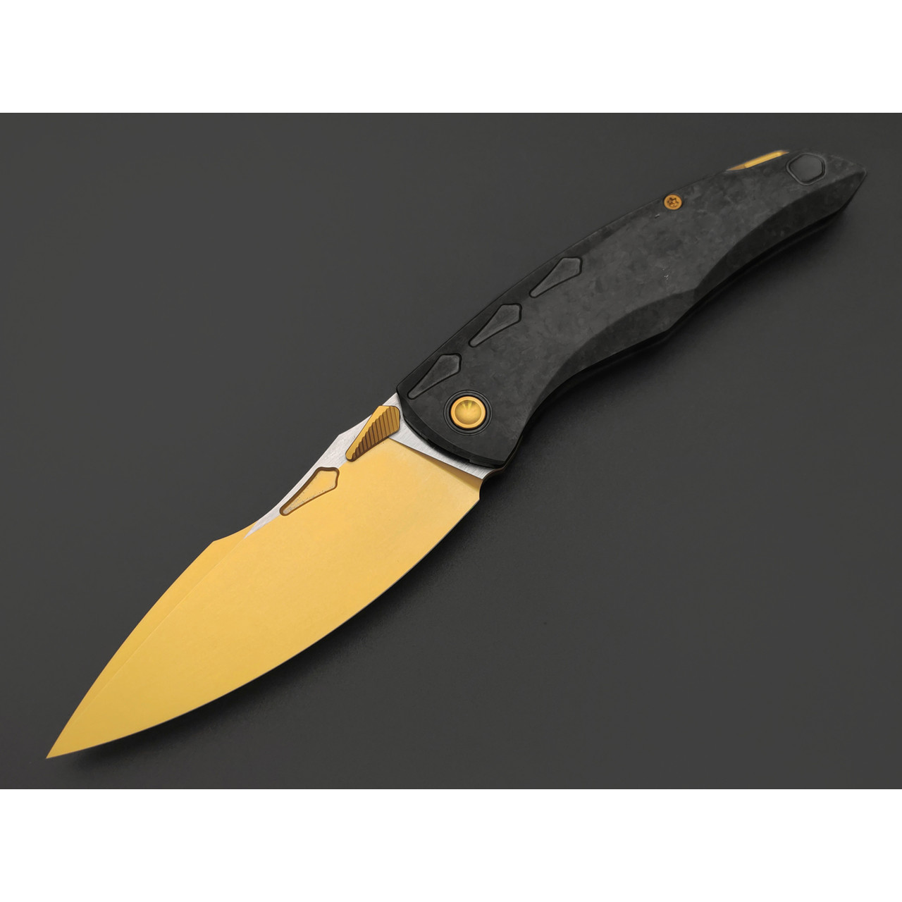 TuoTown складной нож Krotos TKT-NDG сталь T14N Gold PVD, рукоять Crystal Ti DLC black