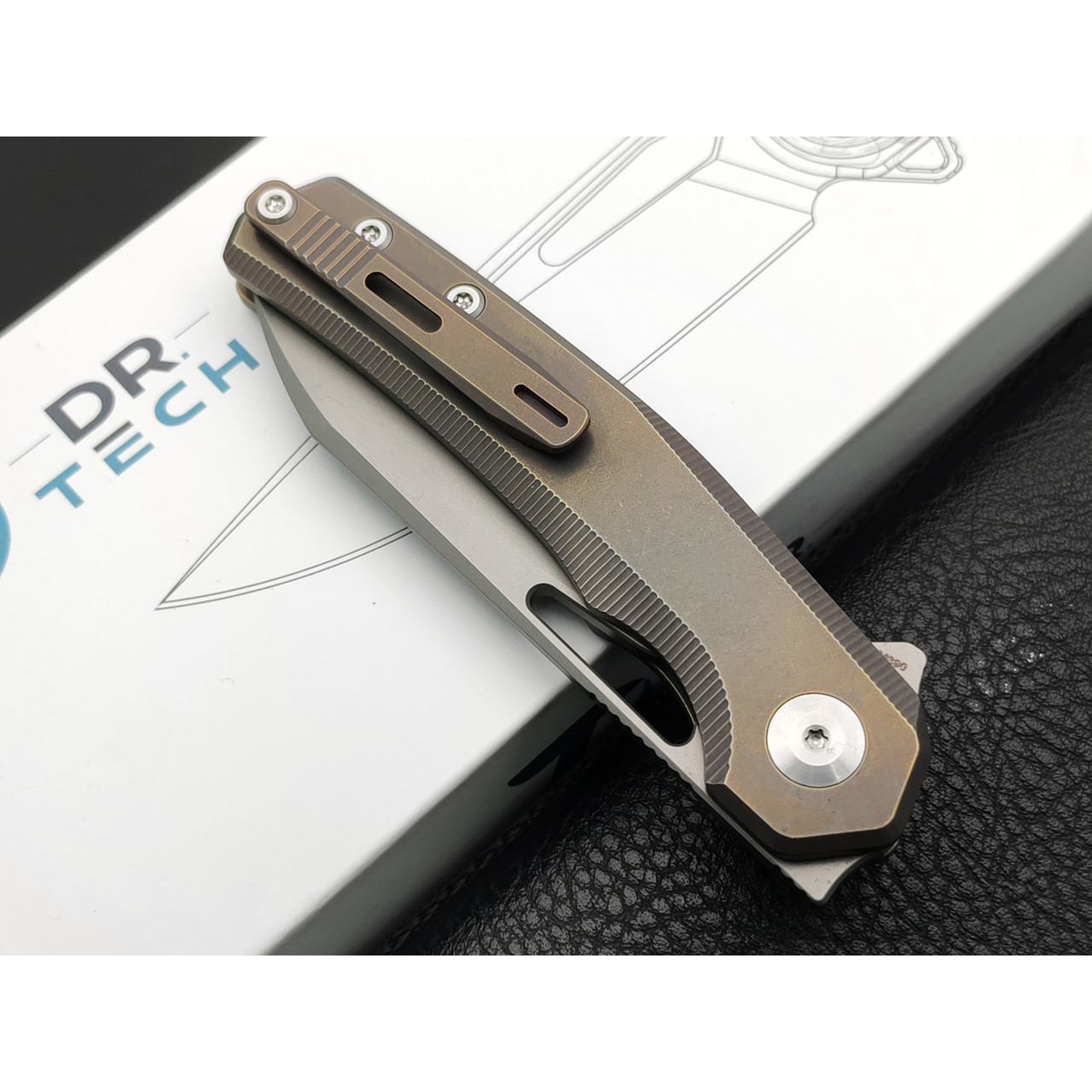 Dr.Tech складной нож Ondin Neo D4281BR сталь M390, рукоять Titanium TC4 bronze