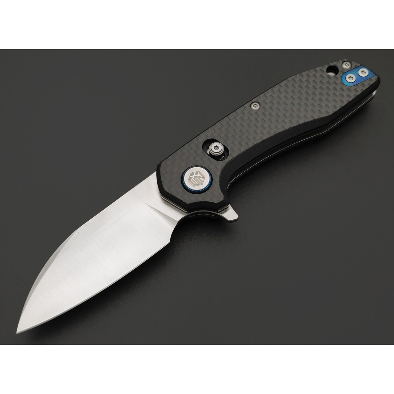 WIN+ by Dr.Tech складной нож Martel W3435CF сталь D2, рукоять Carbon Fiber black