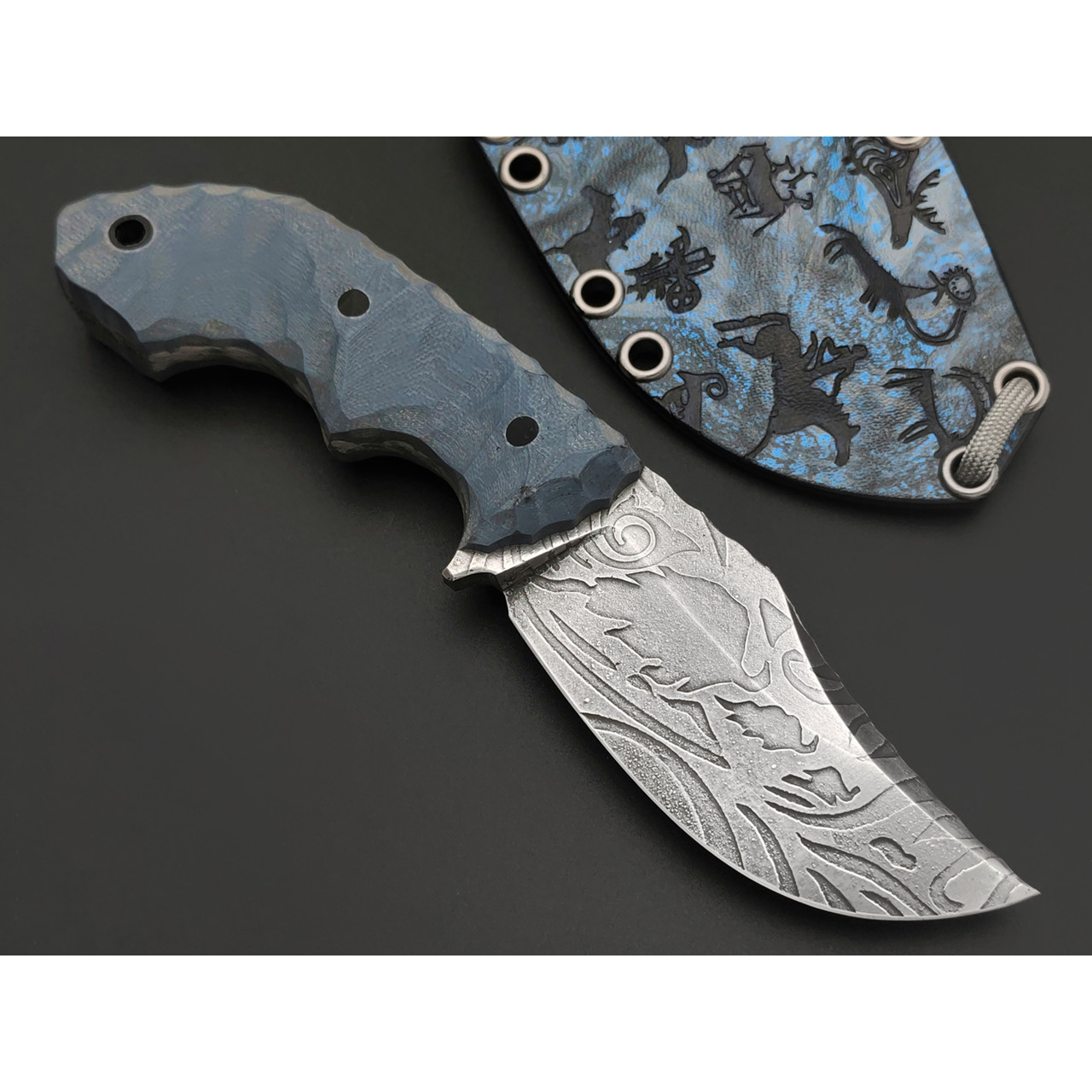 Волчий Век нож Бхадж Малый Custom Petroglyph Edition сталь 95Х18 WA худ. травление, рукоять G10 grey