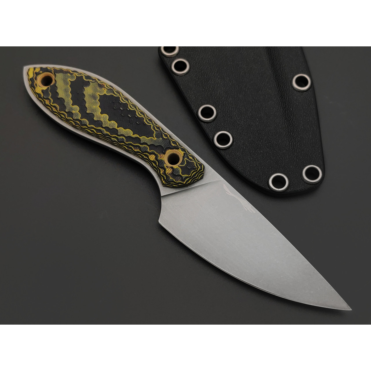 Волчий Век нож МасичЬка сталь 95Х18 WA стоунвош, рукоять G10 black-green-yellow с насечкой