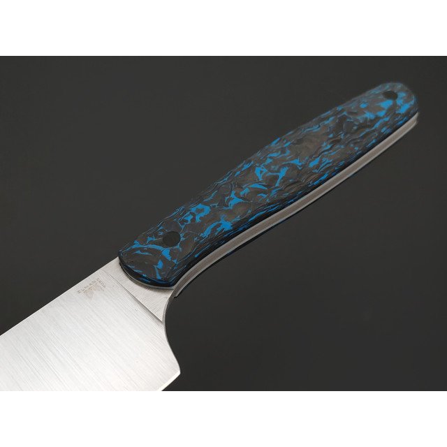BRK нож Santoku 13.5 см сталь ELMAX satin, рукоять Chaotic carbon fiber blue. пины карбон