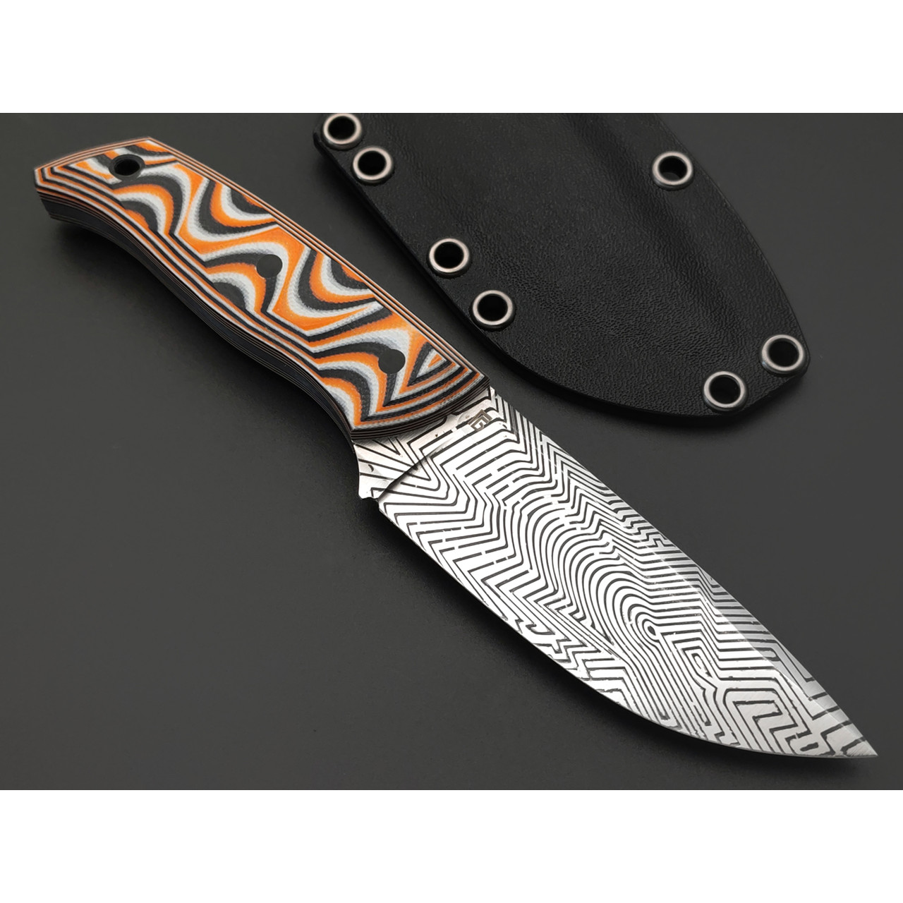 Богдан Гоготов нож NBG-103 сталь CPR худ. травление, рукоять G10 white & orange