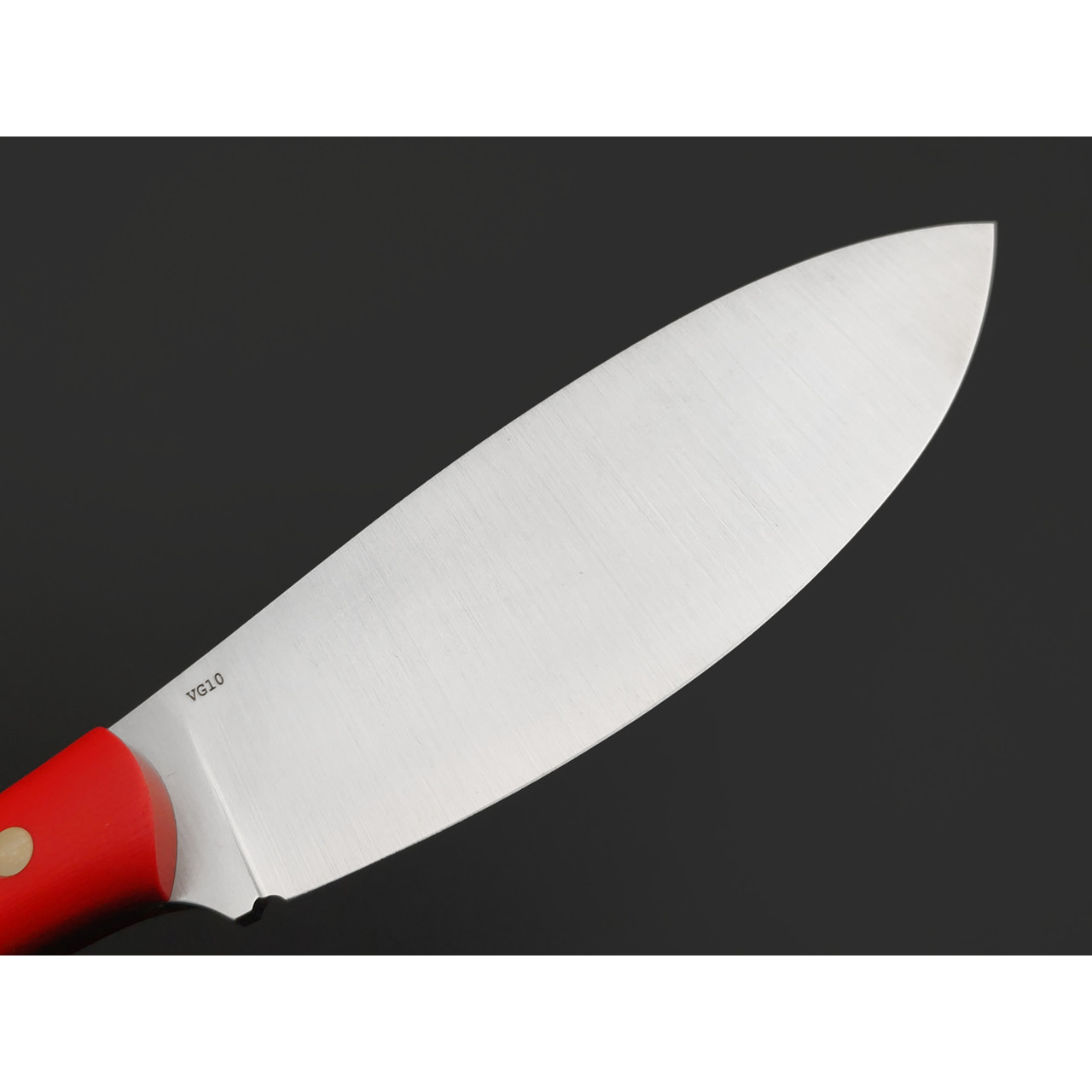Золотое Сечение нож Веспа-Магнум сталь VG-10 satin, спуски конвекс, рукоять G10 red, латунь
