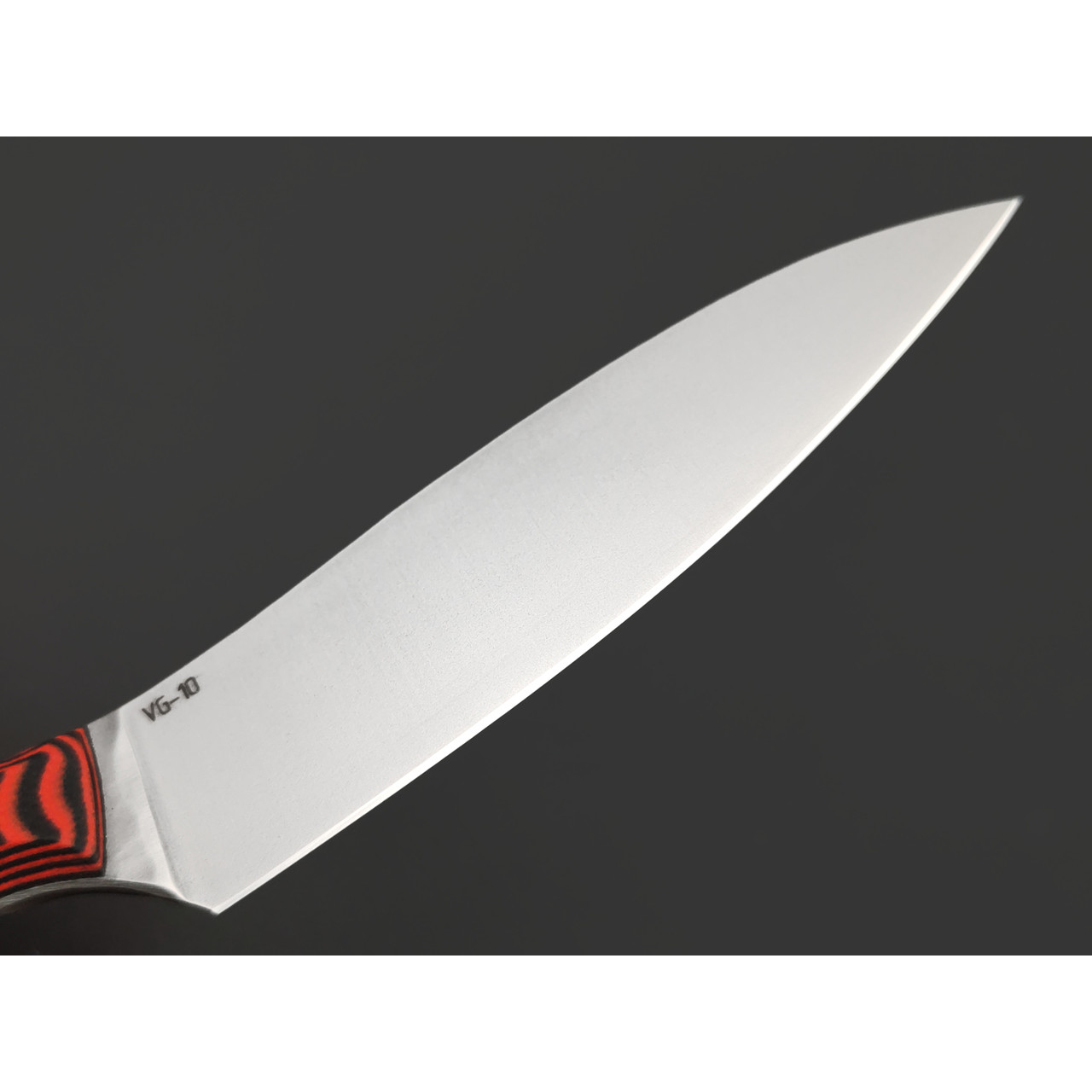 Андрей Кулаков кухонный нож Универсальный малый сталь VG-10, рукоять G10 black & red, латунь