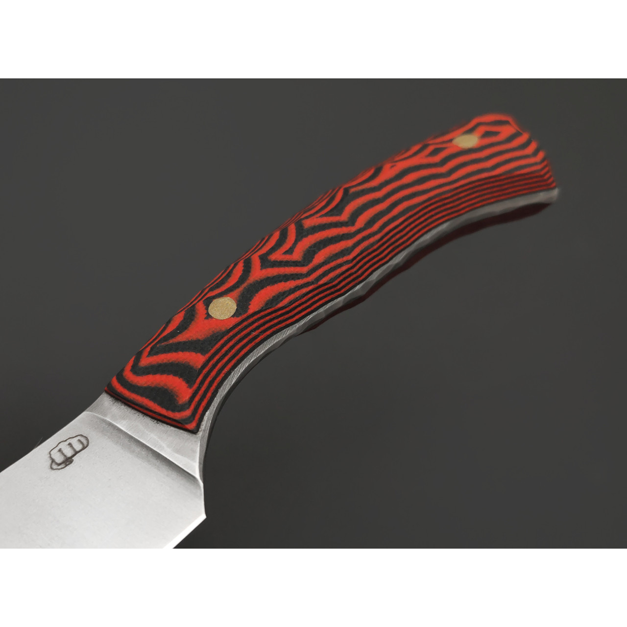 Андрей Кулаков кухонный нож Универсальный малый сталь VG-10, рукоять G10 black & red, латунь