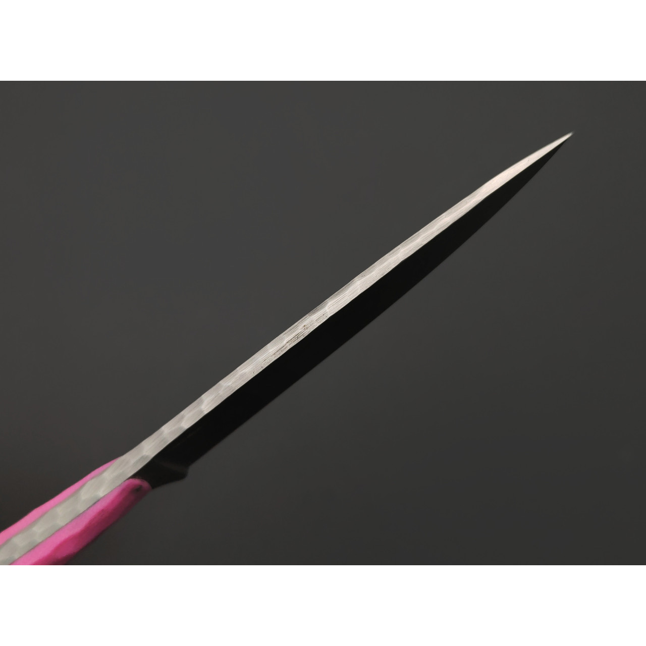 Андрей Кулаков нож KUL0259 сталь Elmax, рукоять G10 pink, латунь