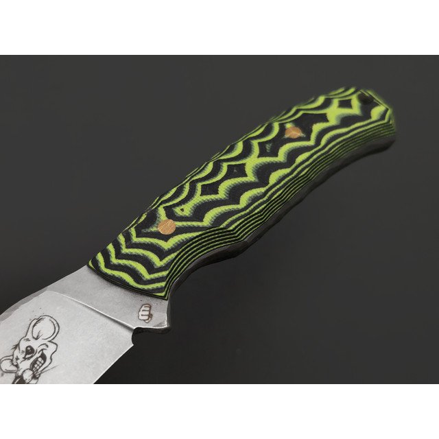 Андрей Кулаков нож Крыса KUL0237 сталь K110, рукоять G10 black & green, латунь
