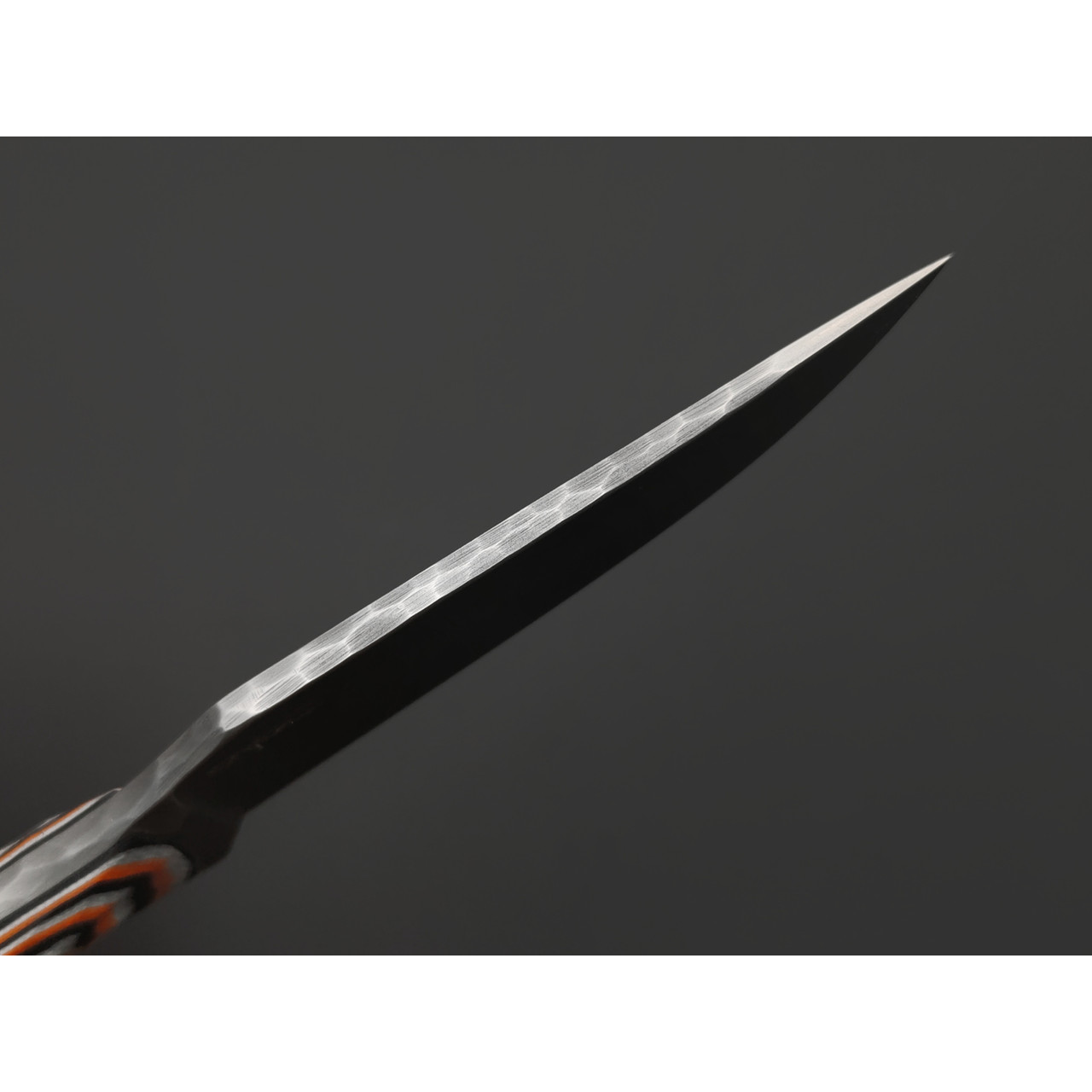 Андрей Кулаков нож Крыса KUL0252 сталь Aus-10Co, рукоять G10 black, neon orange & white, латунь