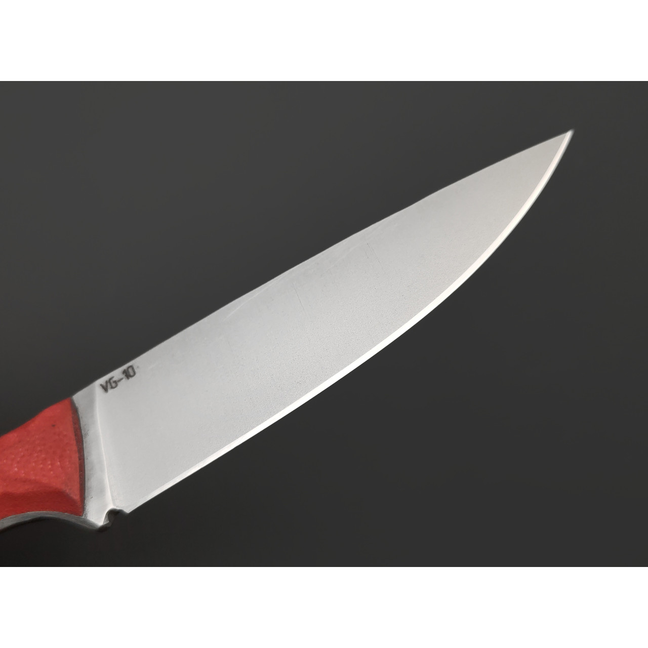 Андрей Кулаков нож KUL0251 сталь VG-10, рукоять G10 burgundy, латунь