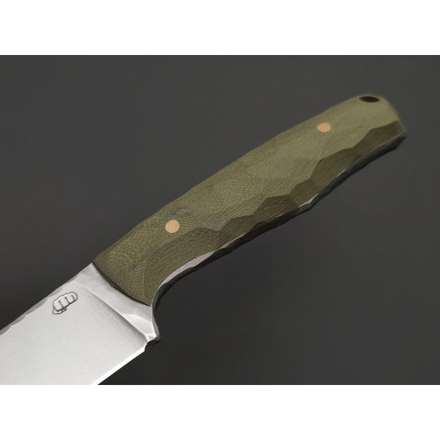 Андрей Кулаков нож KUL0241 сталь K110, рукоять G10 olive, латунь