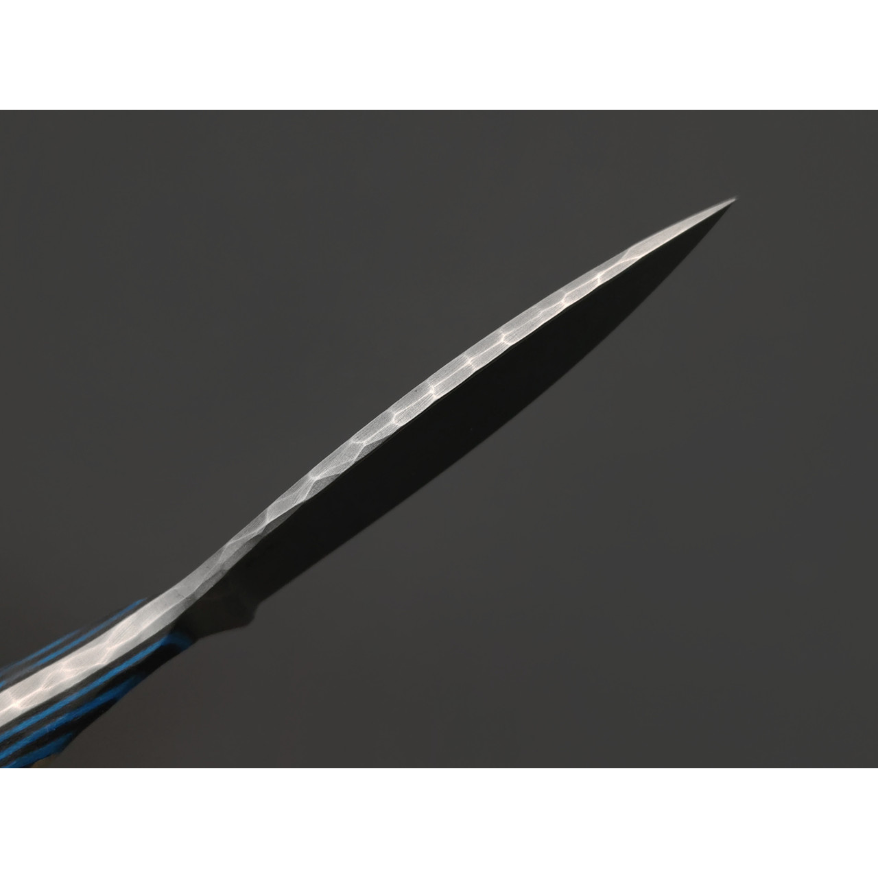 Андрей Кулаков нож Канадец KUL0249 сталь VG-10, рукоять G10 black & blue, латунь