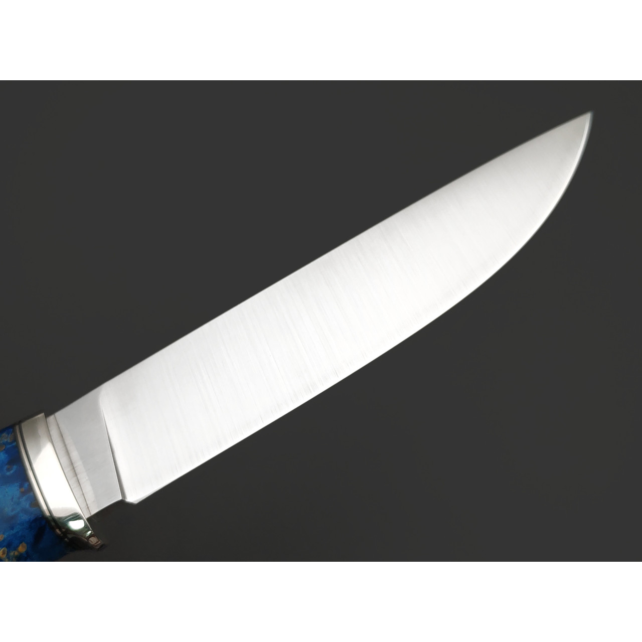 Кузница Ковчег нож Скаут сталь VG-10 satin, рукоять стаб. Кап клёна синий, мельхиор