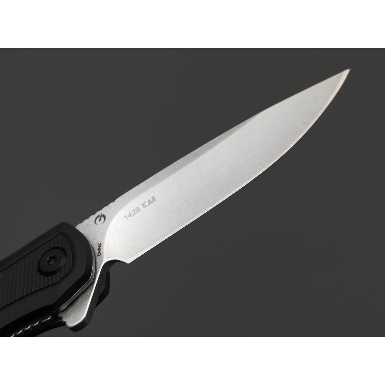 Kershaw складной нож Outfield 1428 сталь 4Cr14 стоунвош, рукоять Nylon black