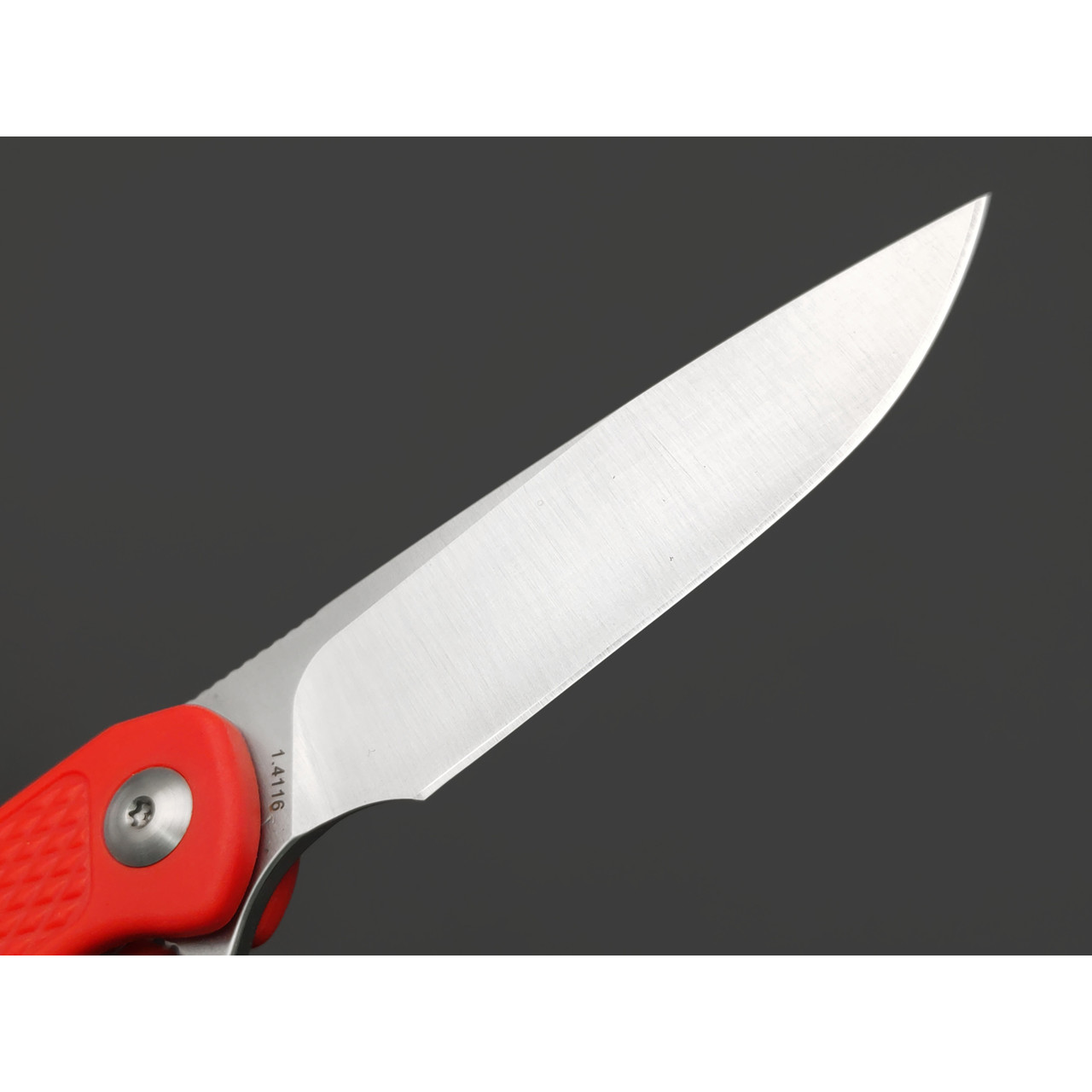 Boker Plus складной нож Fire Ant Red 01BP0008 сталь 1.4116, рукоять Polypropylene red