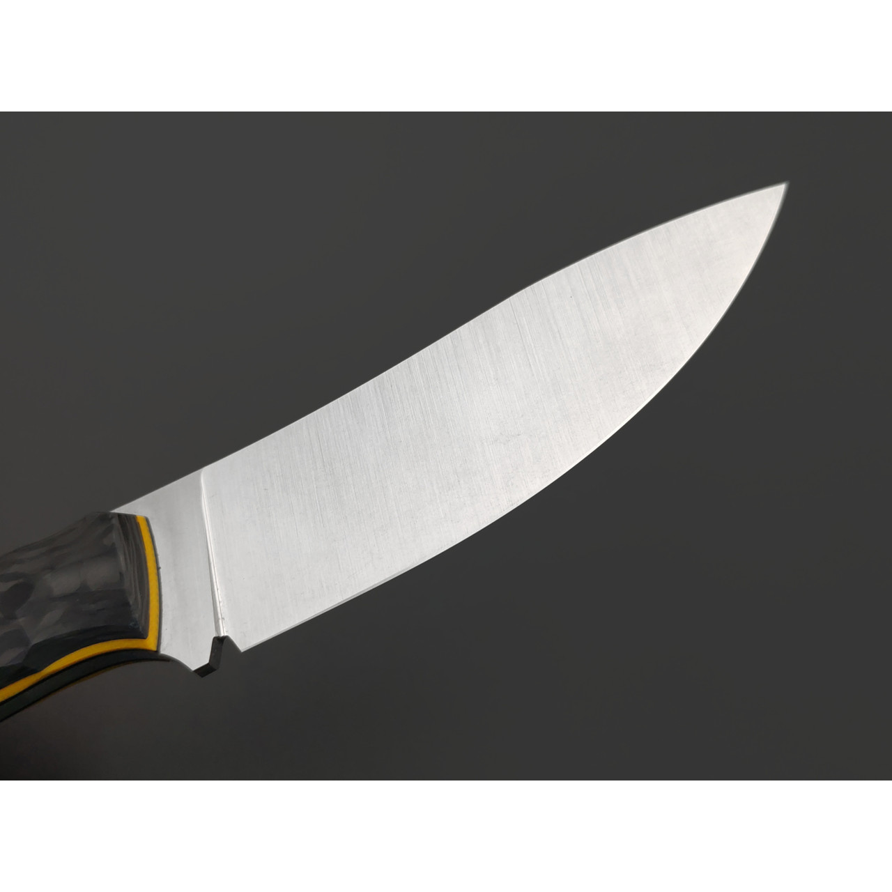 RazorTVI нож TVI002 сталь Elmax satin, рукоять Carbon fiber, G10 yellow