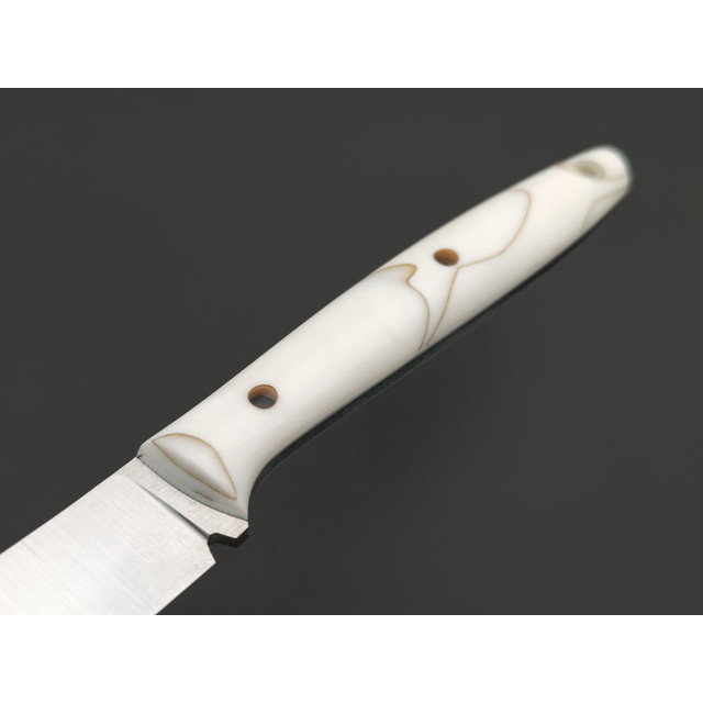 RazorTVI нож TVI004 сталь M390 satin, рукоять композит Акрил с латунной сеткой