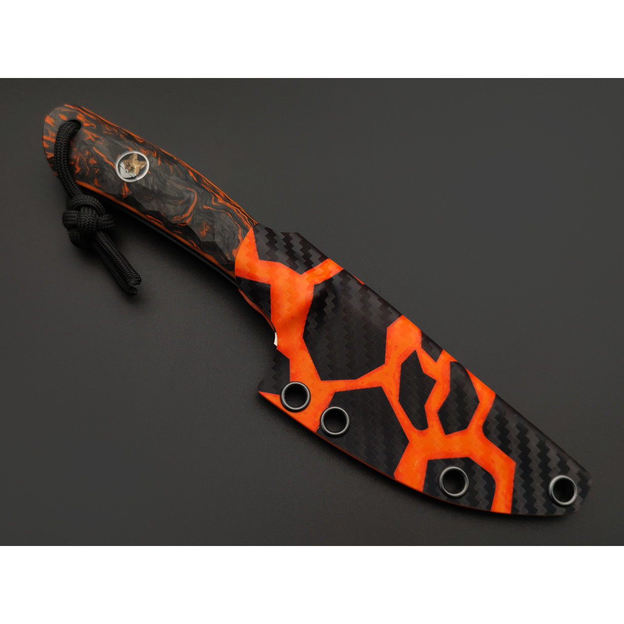 RazorTVI нож Rook Lite сталь JM390A стоунвош, рукоять Carbon fiber chaotic orange, G10 black & orange