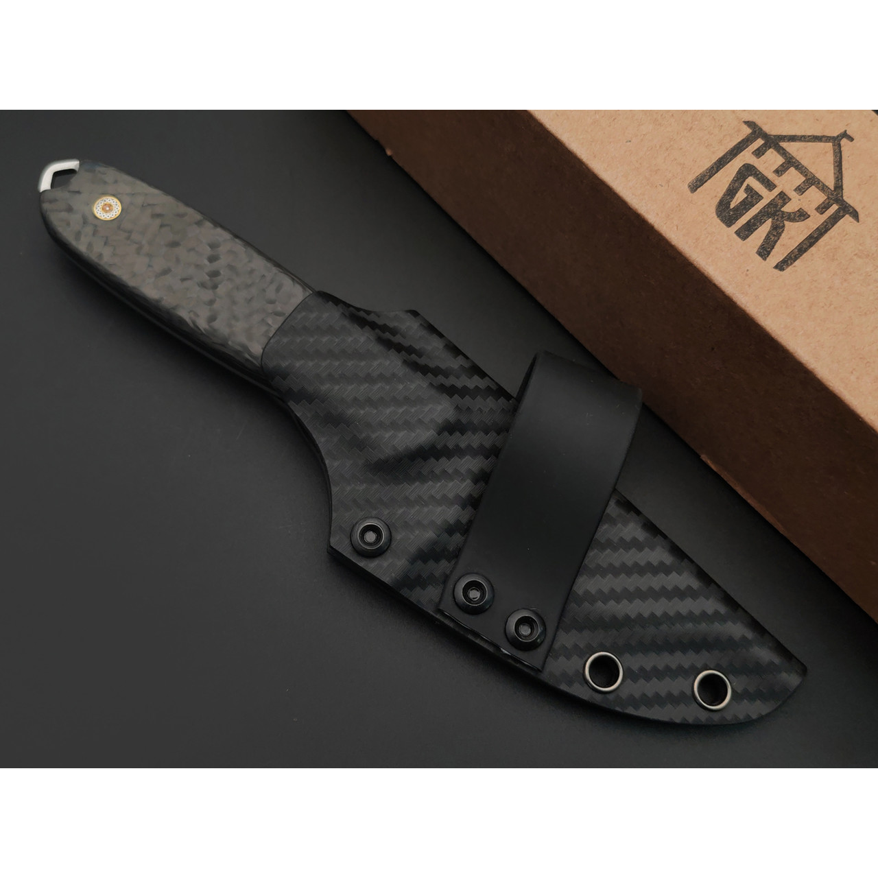 Град Горький нож Шейный сталь Elmax satin, рукоять Carbon fiber, пины