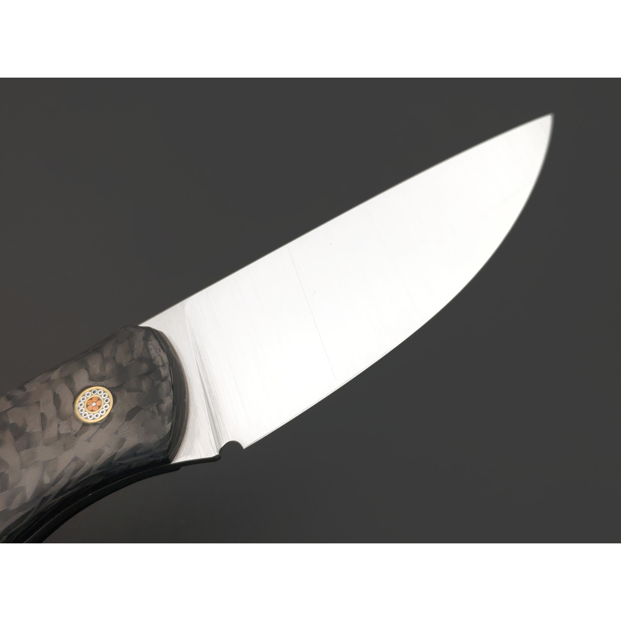 Град Горький нож Шейный сталь Elmax satin, рукоять Carbon fiber, пины