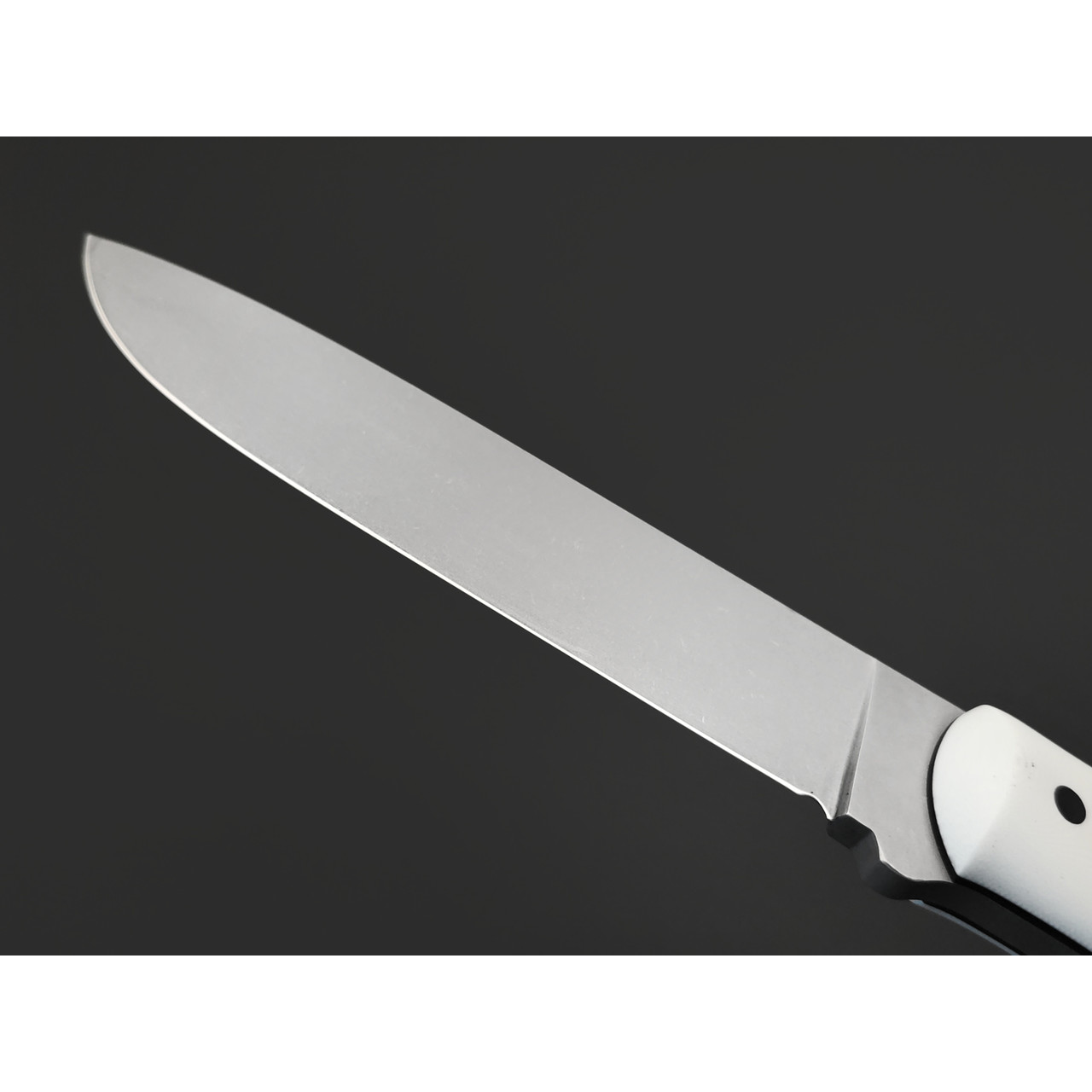 Волчий Век нож Wolfkniven сталь 95Х18 WA стоунвош, рукоять G10 белый с чёрным, пины карбон
