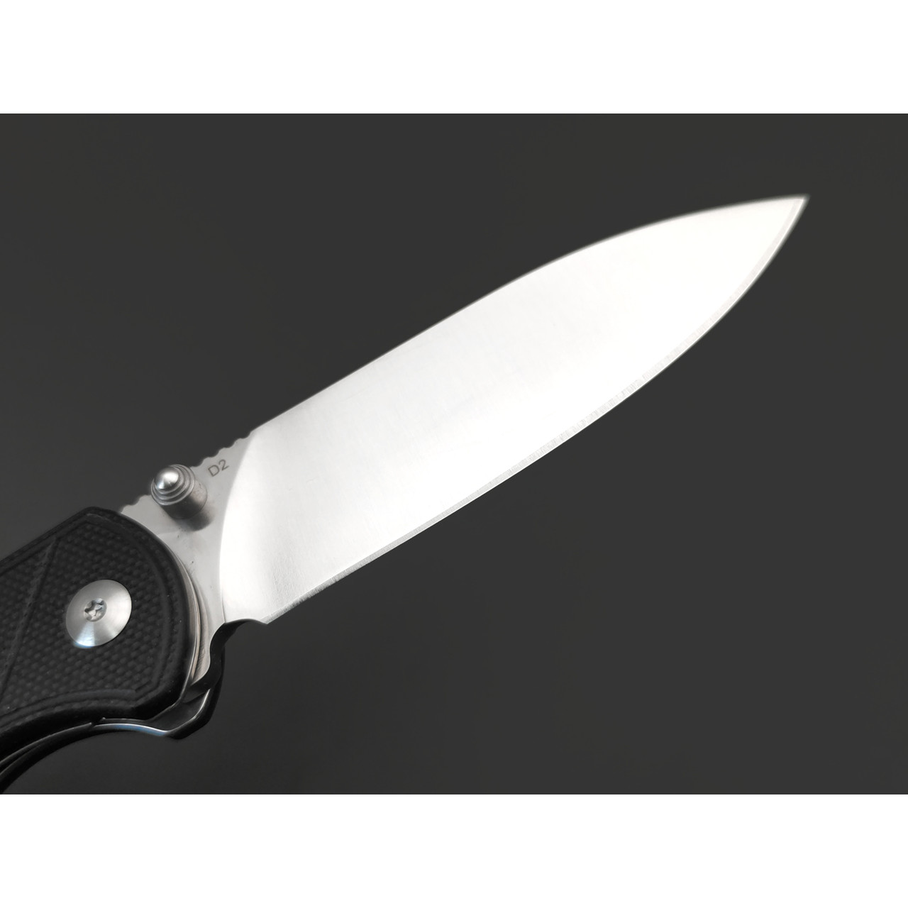 QSP складной нож Parrot QS102-A сталь D2 сатин, рукоять G10 чёрный