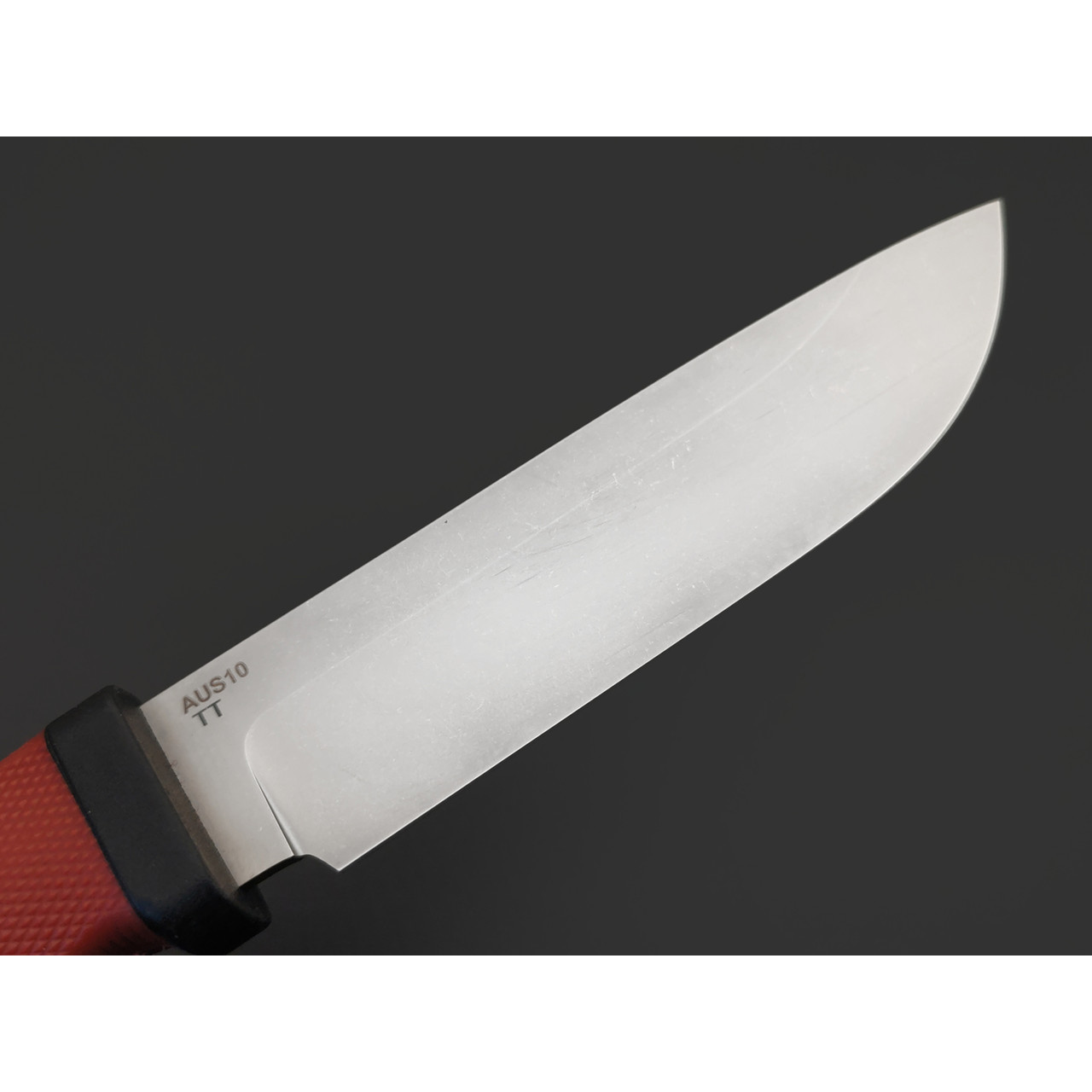 Eagle Knives нож TT сталь Aus-10 стоунвош, рукоять Эластрон красный
