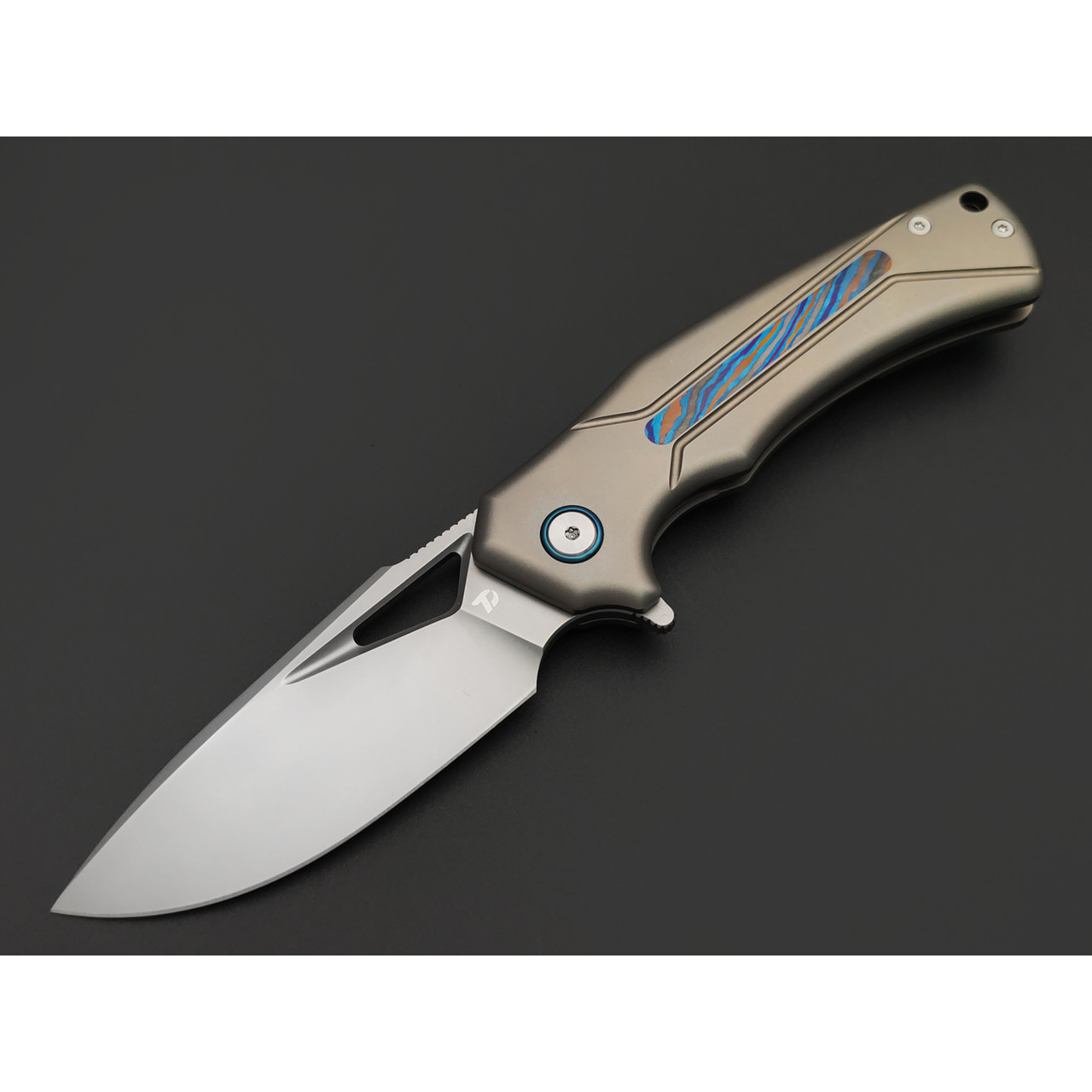 Dr.Tech складной нож Aventur D9042BR сталь M390, рукоять Титан TC4 бронзовый, zirconium alloy Damascus