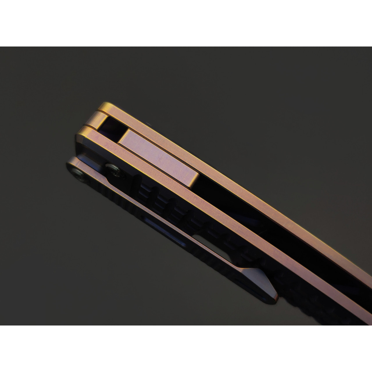 Dr.Tech складной нож Corvet Pro D9613P сталь M390, рукоять Титан TC4 фиолетовый