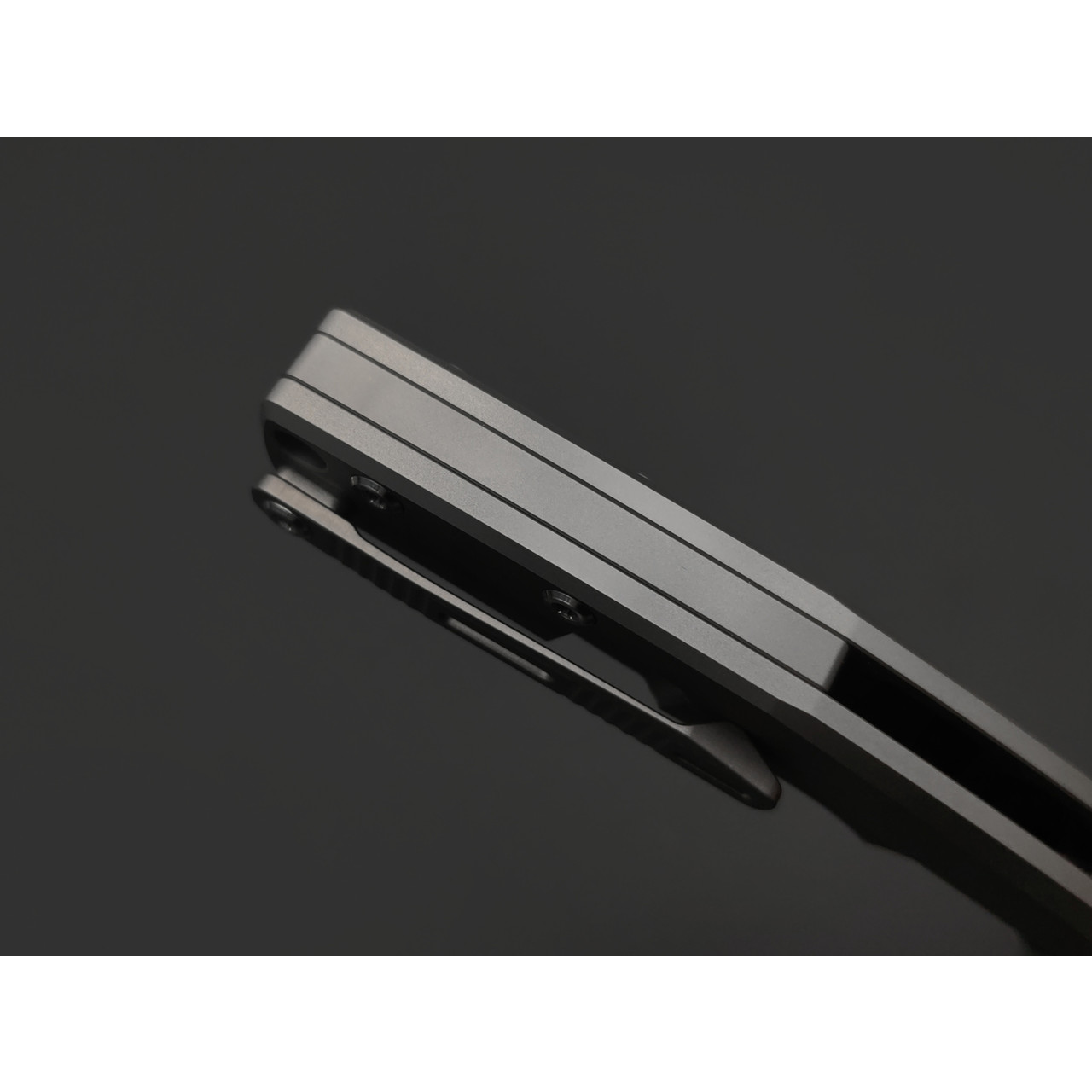 Dr.Tech складной нож Atoll Pro D9618G сталь M390, рукоять Титан TC4 серый