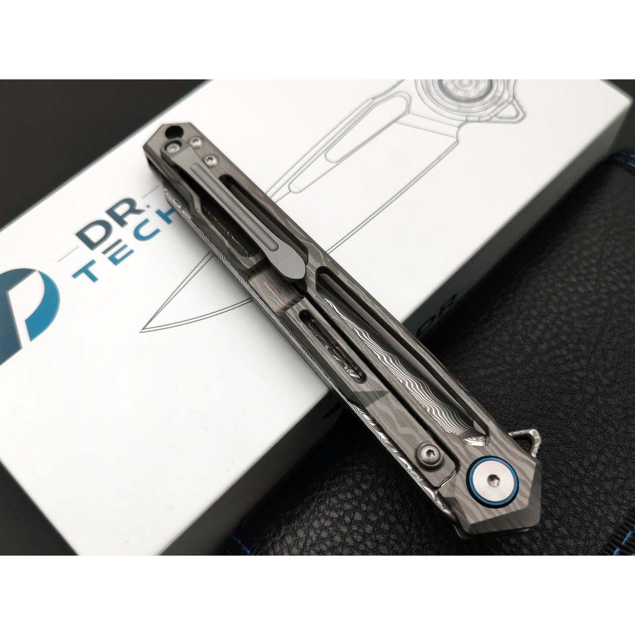 Dr.Tech складной нож Zefiro D7394G сталь Ламинат VG-10 и Дамаск, рукоять Титан TC4 серый