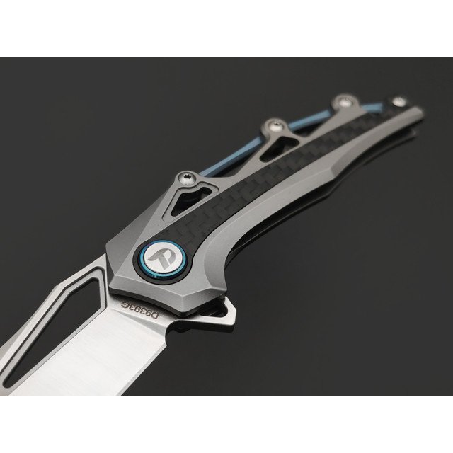 Dr.Tech складной нож Marin D9393G сталь M390, рукоять Титан TC4 серый, карбон чёрный