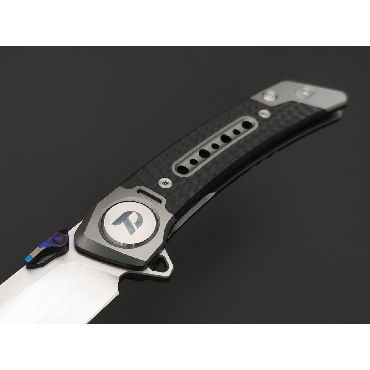 Dr.Tech складной нож Vindex Pro D9610CM сталь M390, рукоять Титан TC4, карбон