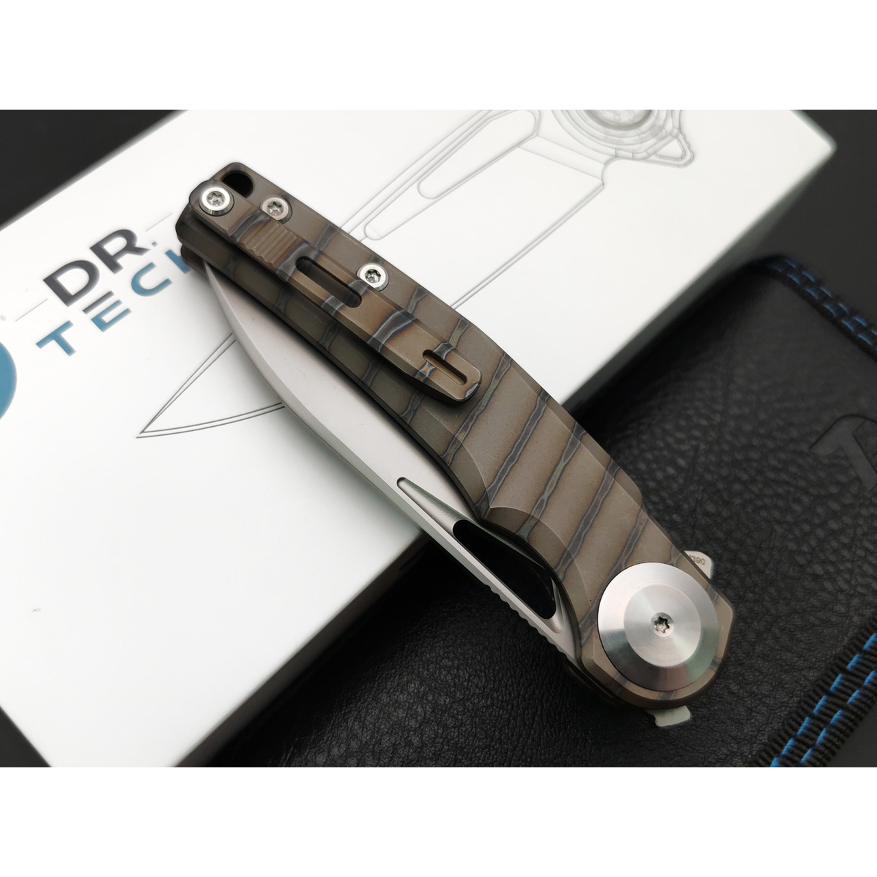 Dr.Tech складной нож Ondin Pro D4130BF сталь M390, рукоять Титан TC4 бронзовое пламя