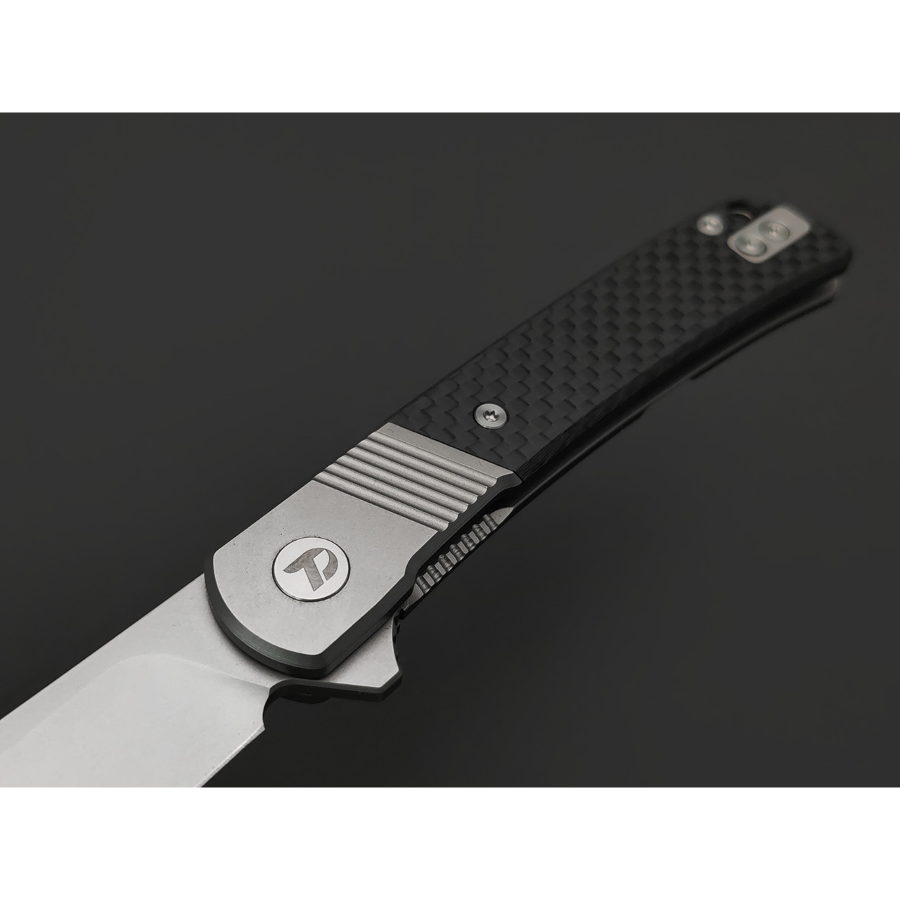 Dr.Tech складной нож Razor D4368C сталь D2, рукоять Титан TC4 чёрный, карбон
