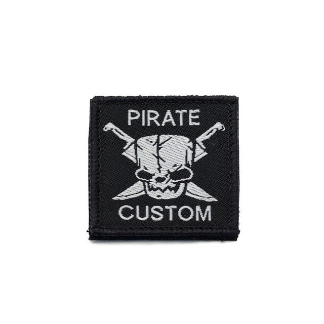 Pirate Custom патч Череп