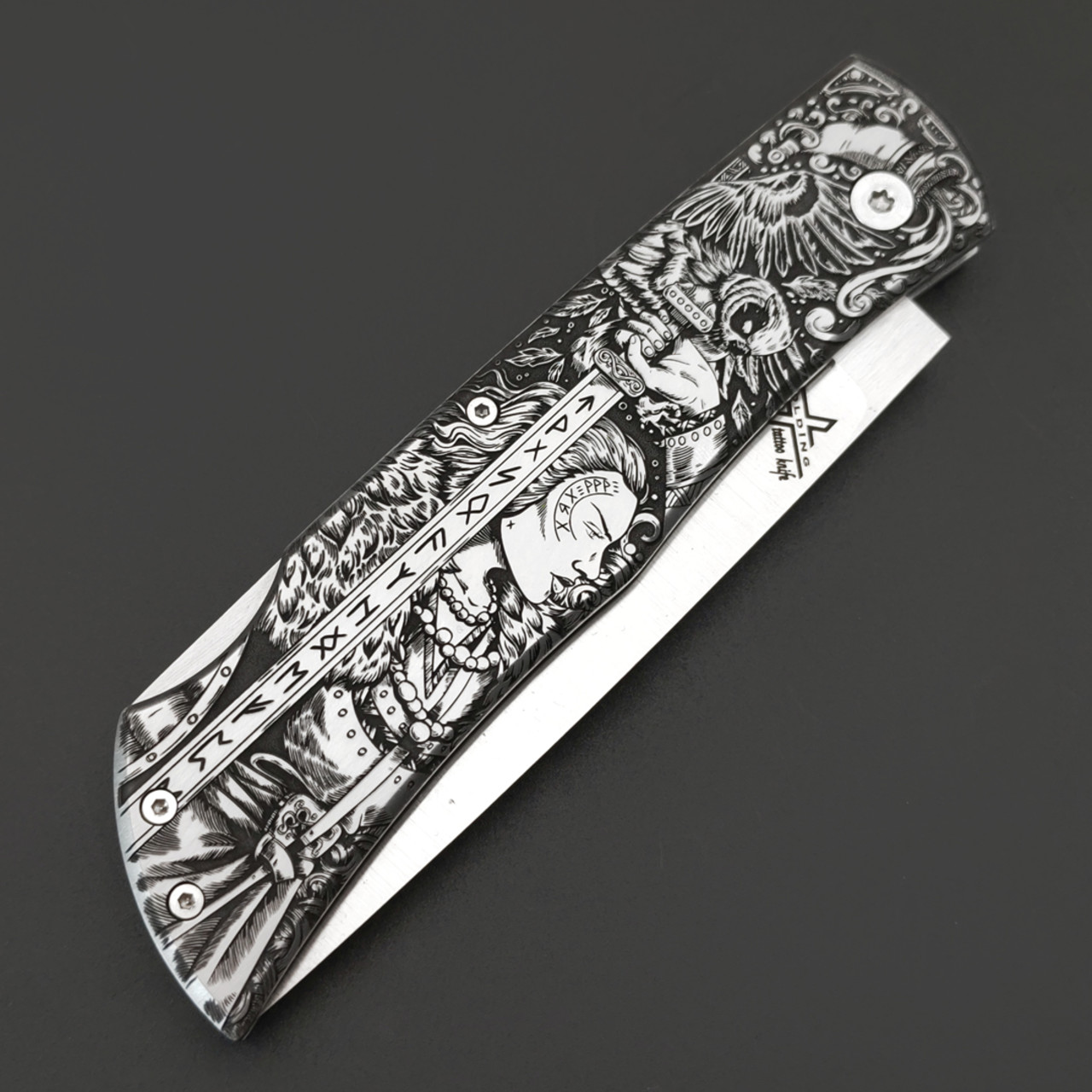 X Тату нож складной Модель X2 "Викинг и Валькирия", сталь Aus10Co, рукоять AISI420 с гравировкой