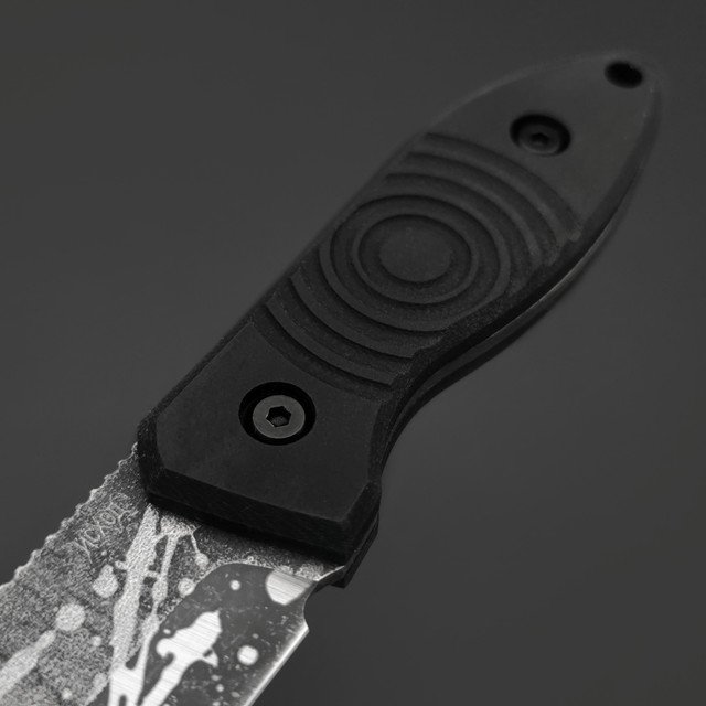 Исход нож "Эмпат", сталь ELMAX худ. травление, рукоять G10 черная, стальные винты