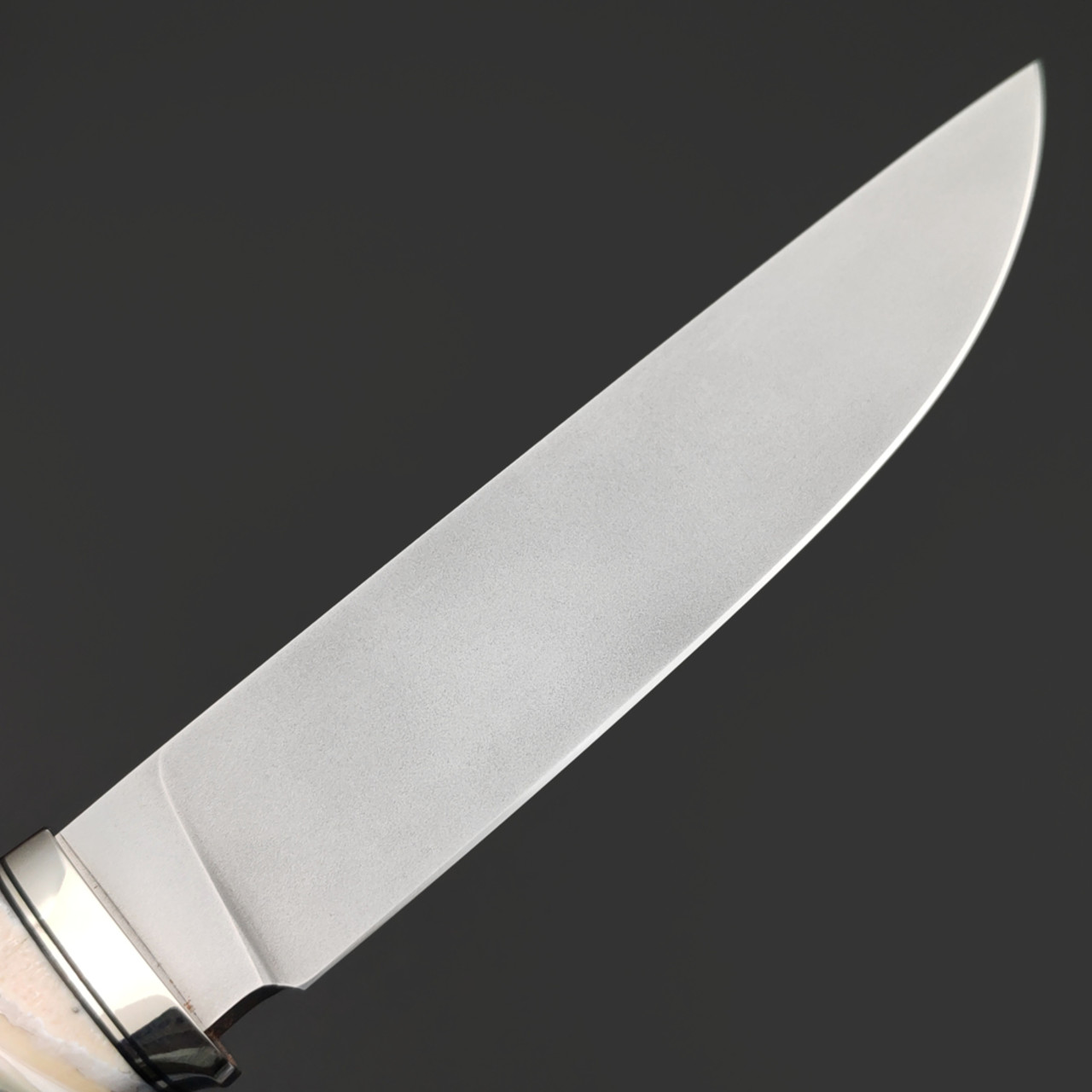 Кузница Ковчег нож Таёжный, сталь S390 бид-бласт, рукоять Айронвуд, стаб. Зуб мамонта, мельхиор, мозаичный пин