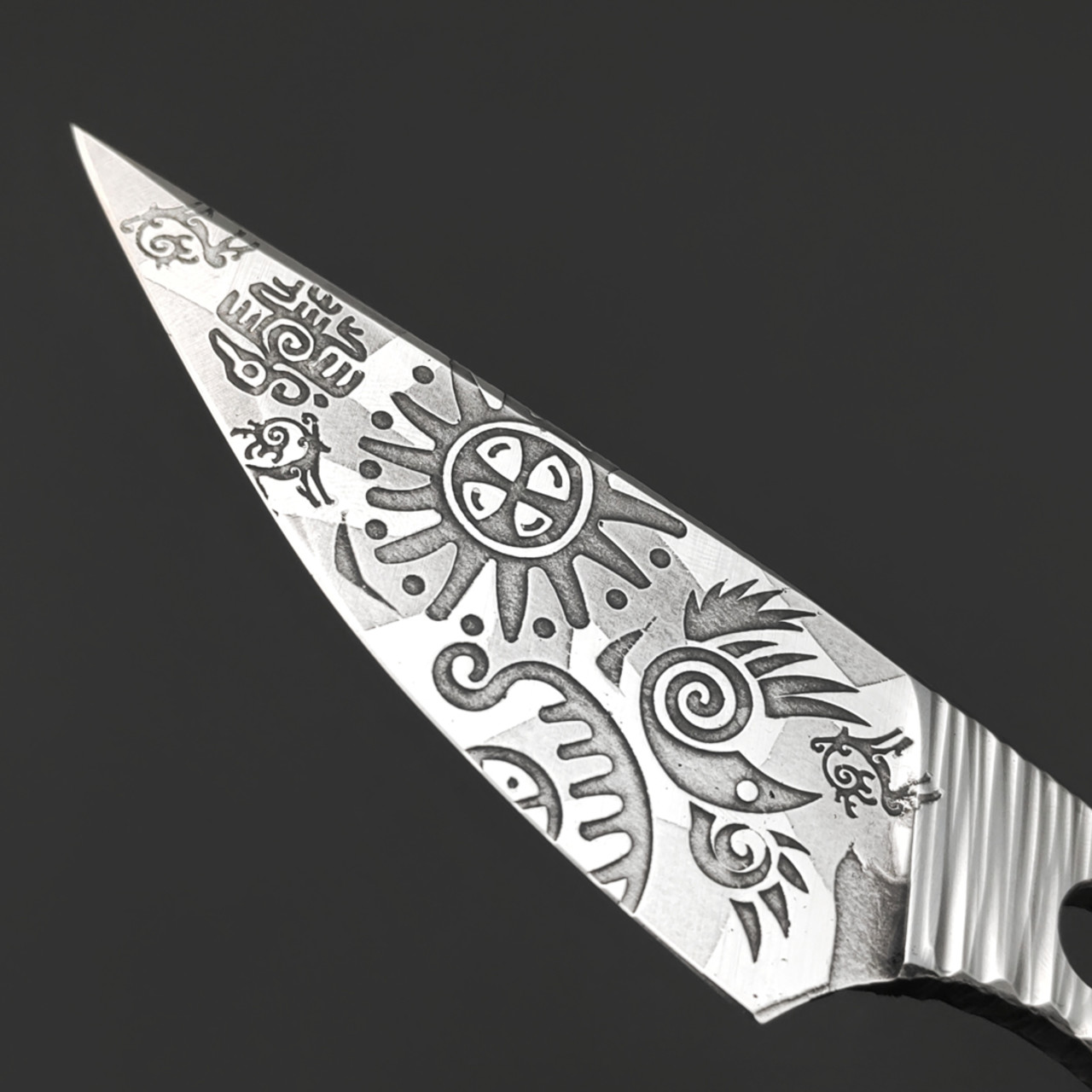 Волчий Век нож Скелетная Масичька «Дип Петроглиф» Custom сталь 95х18 WA, худ. травление, рукоять сталь