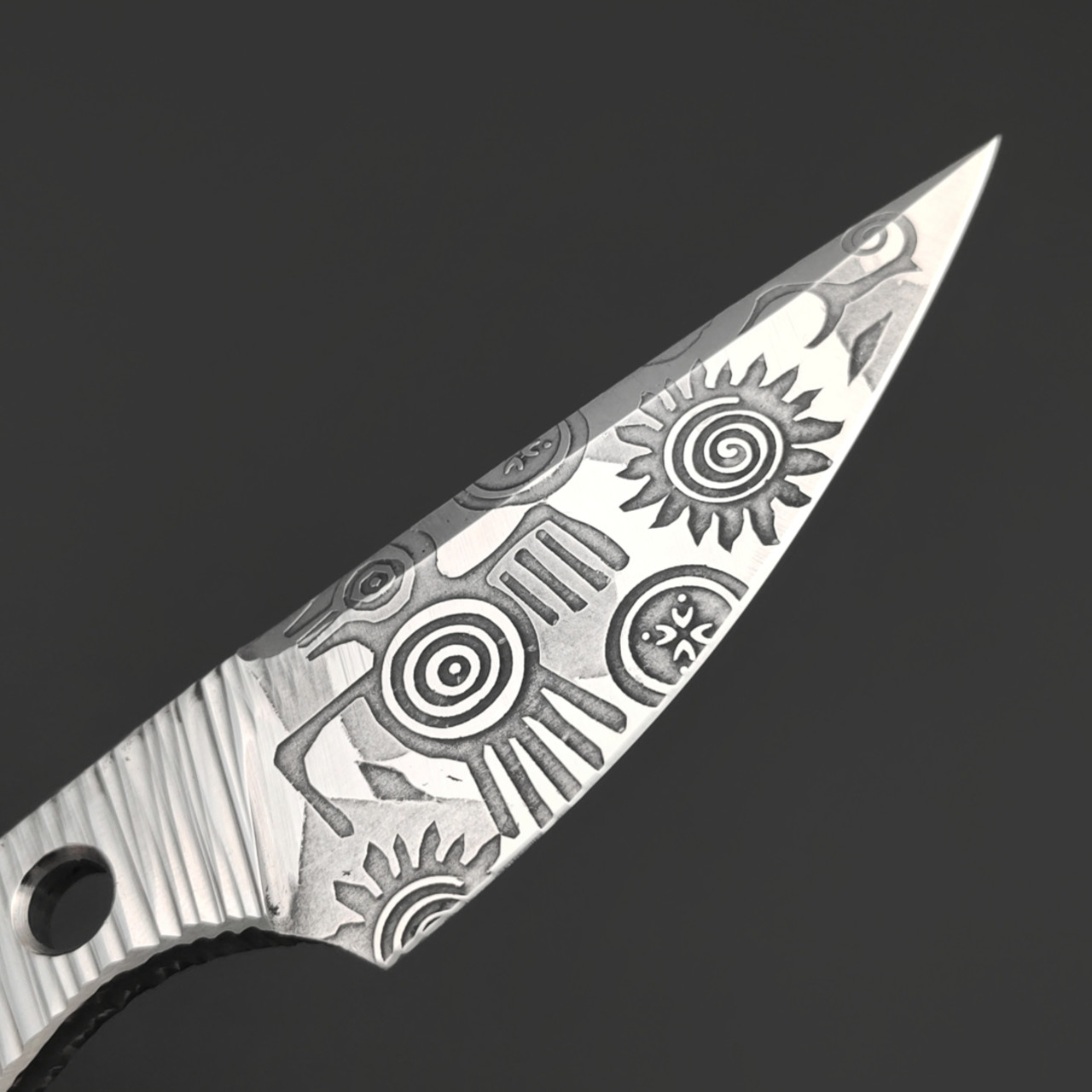 Волчий Век нож Скелетная Мини Масичька «Дип Петроглиф» Custom сталь 95х18 WA, худ. травление, рукоять сталь