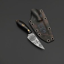 Волчий Век нож Мини Масичька «Дип Петроглиф» Custom сталь CPM S125V WA, худ. травление, рукоять стаб.рог буйвола, латунь