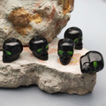 КТО! бусина Череп black, Глаза - люминофор green КТО! бусина Череп black, Глаза - люминофор green