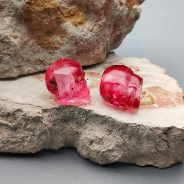 КТО! бусина Череп crystal pink