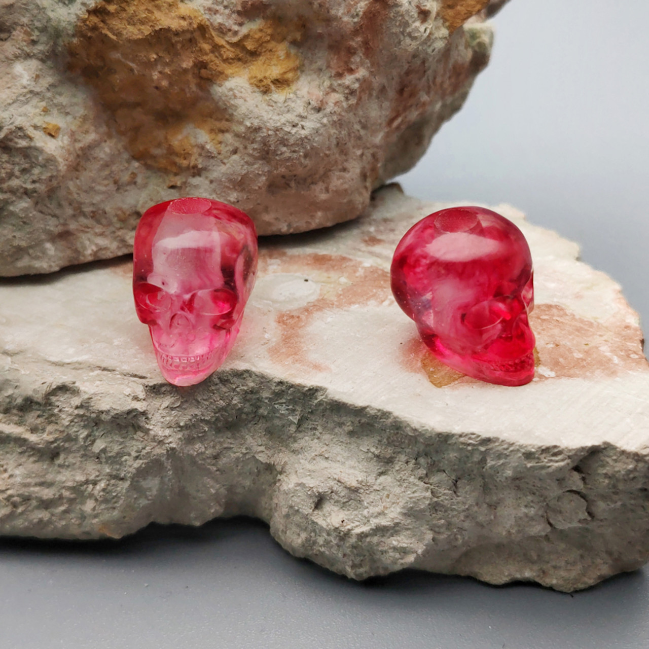 КТО! бусина Череп crystal pink