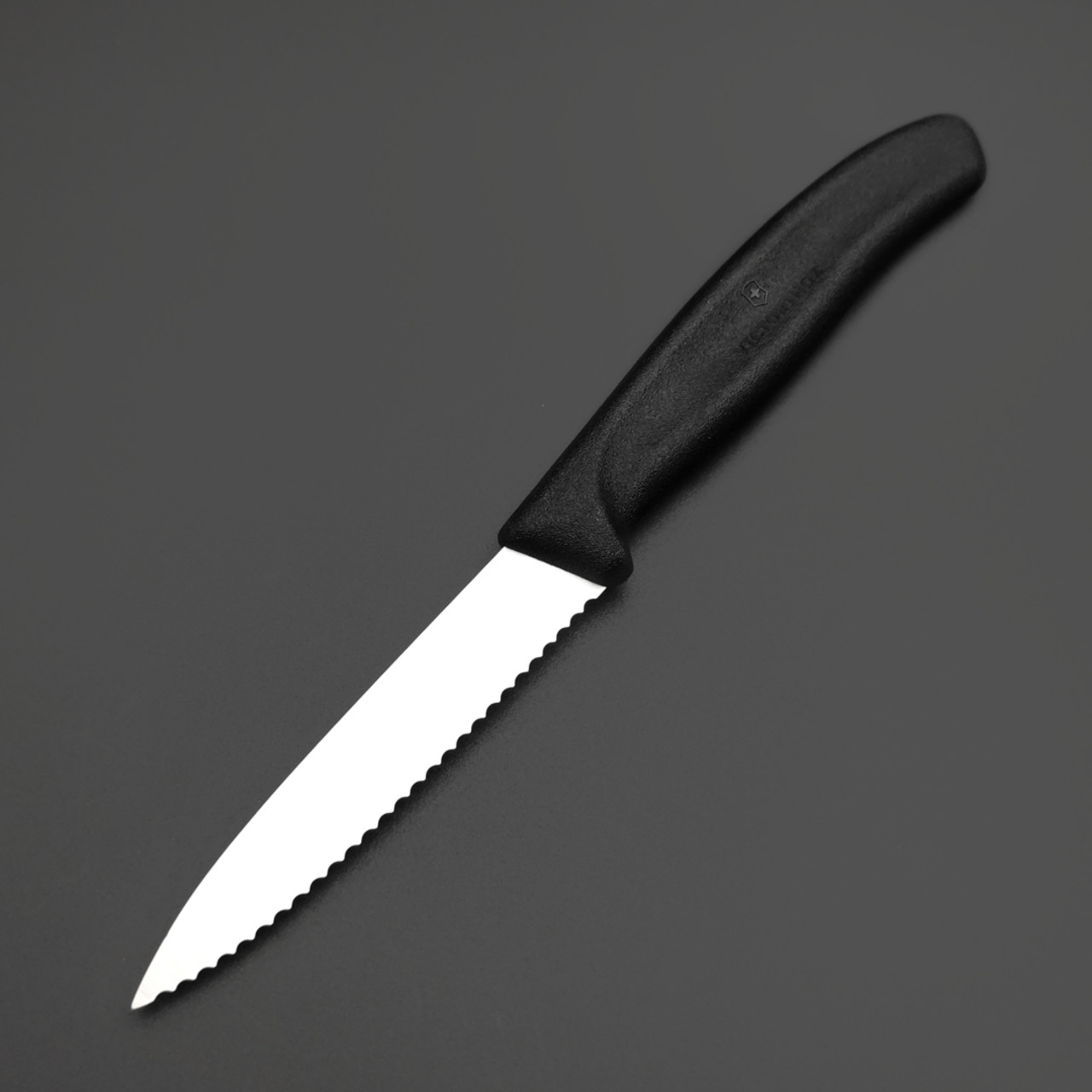 Кухонный нож Victorinox 6.7633 Swiss Classic сталь X50CrMoV15, рукоять PP черный