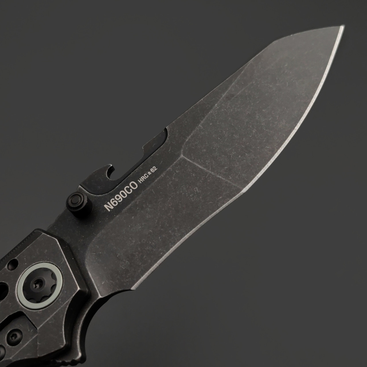 Alpha Miu складной нож Martian Black сталь N690Co рукоять Титан TC4