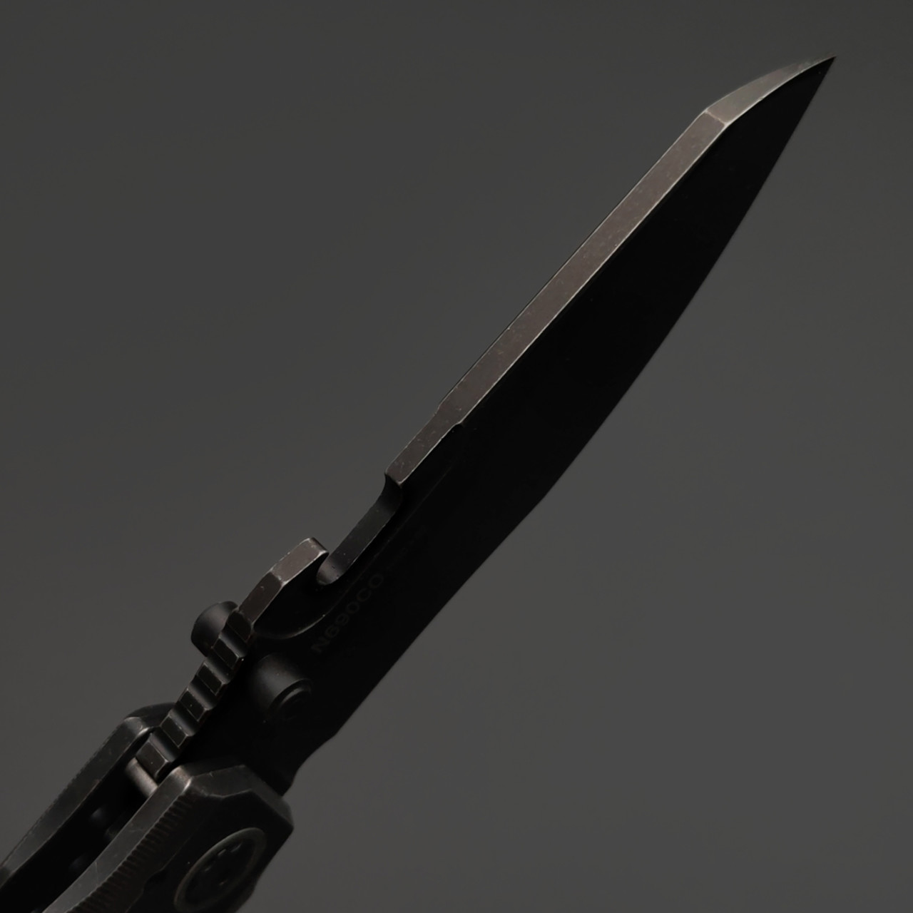 Alpha Miu складной нож Martian Black сталь N690Co рукоять Титан TC4