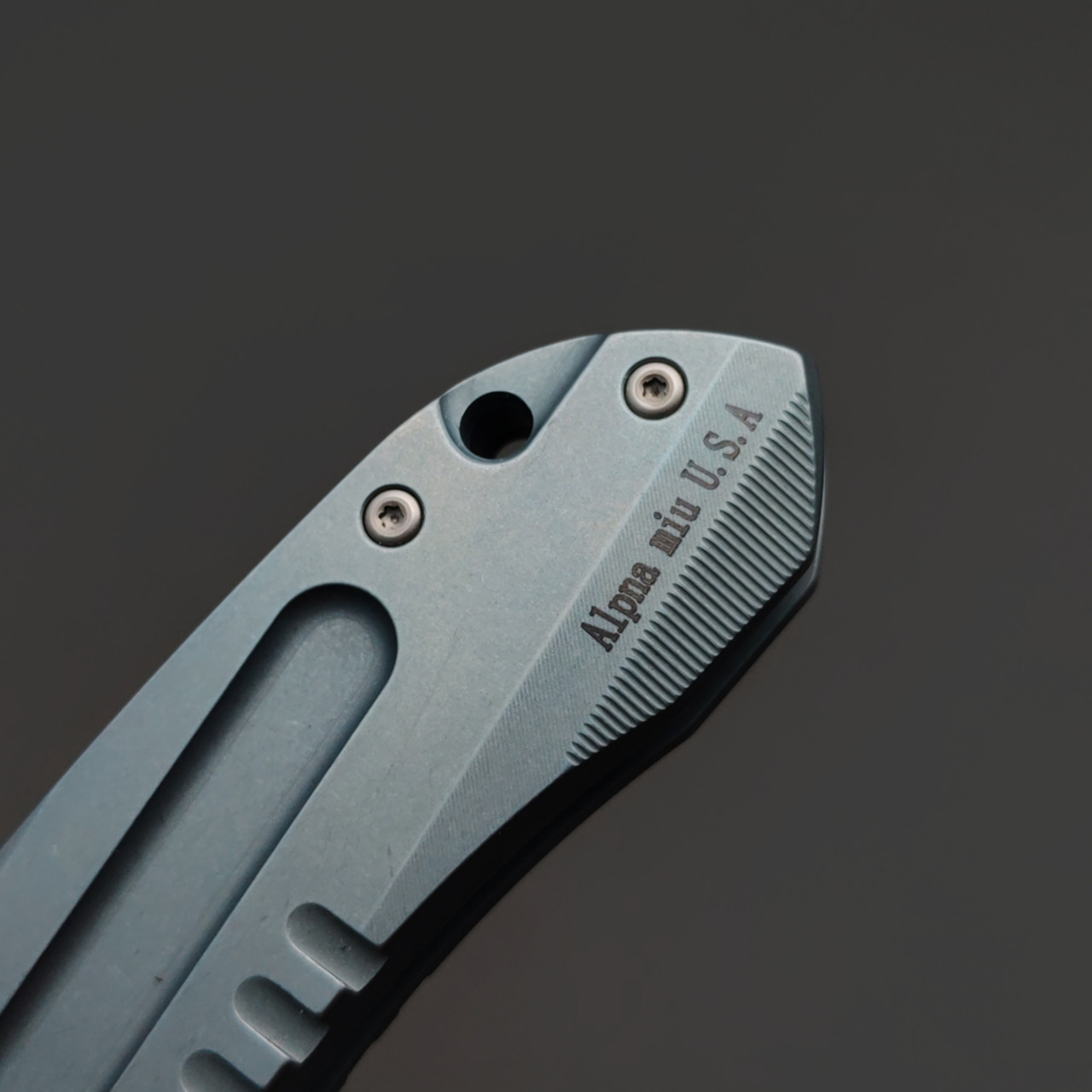 Alpha Miu складной нож Martian Light Blue сталь N690Co рукоять Титан TC4