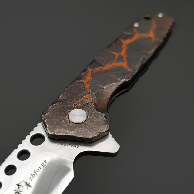Alpha Miu складной нож Custom Lava Limited Edition сталь Тамахаганэ, рукоять Титан TC4